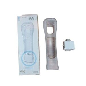 Wii Motion Plus Adapter w/ Controller Sleeve WHITE